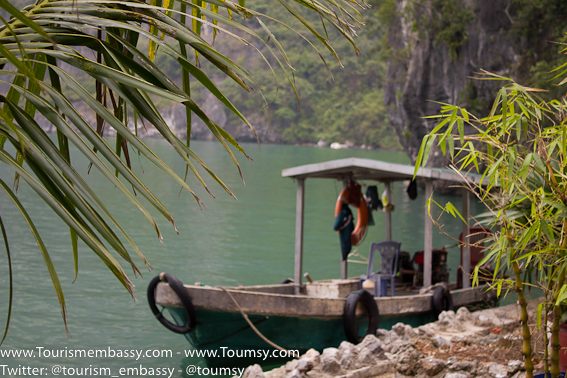 Halong bay small boat